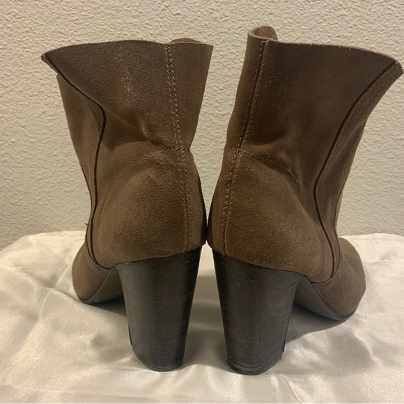 Vince Camuto heeled booties!!! - Picture 2 of 6